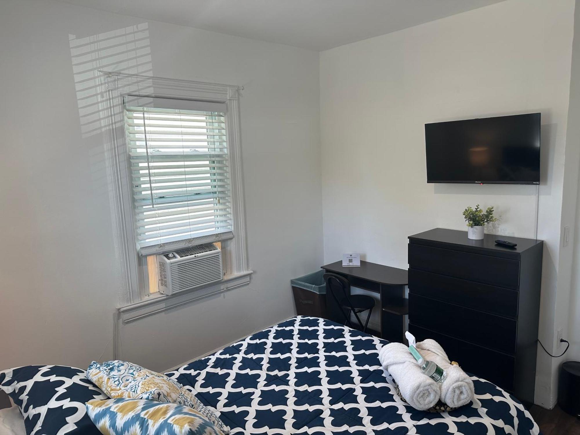 Cozy Private Bedrooms Kitchen Wifi Englewood Εξωτερικό φωτογραφία
